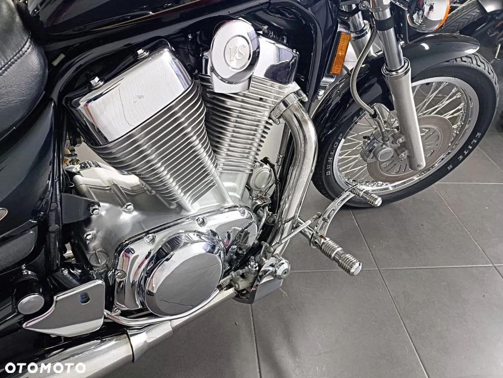 Suzuki Intruder - 20