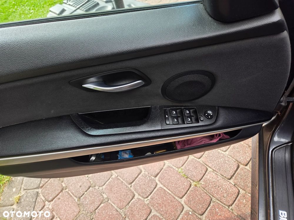 BMW Seria 3 - 15