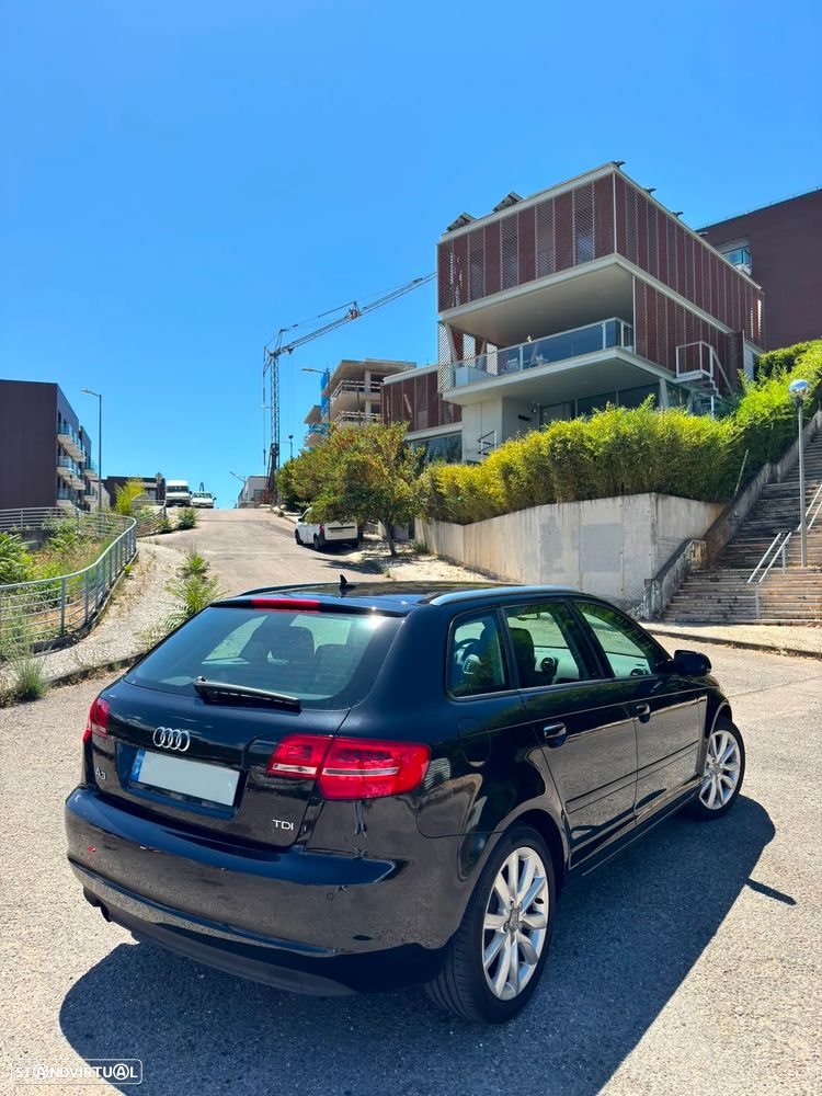 Audi A3 Sportback 1.6 TDI Sport - 4