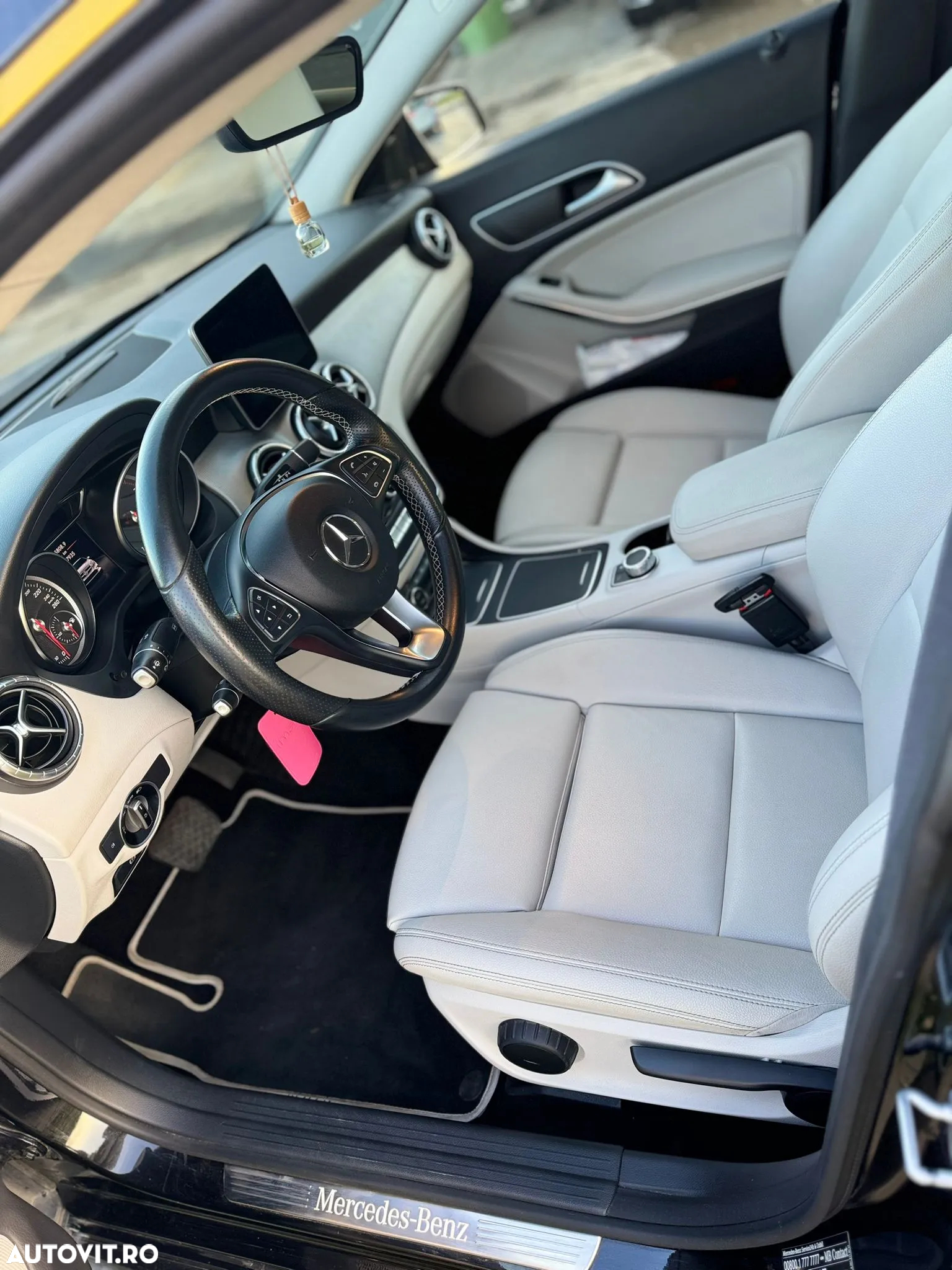 Mercedes-Benz CLA - 2
