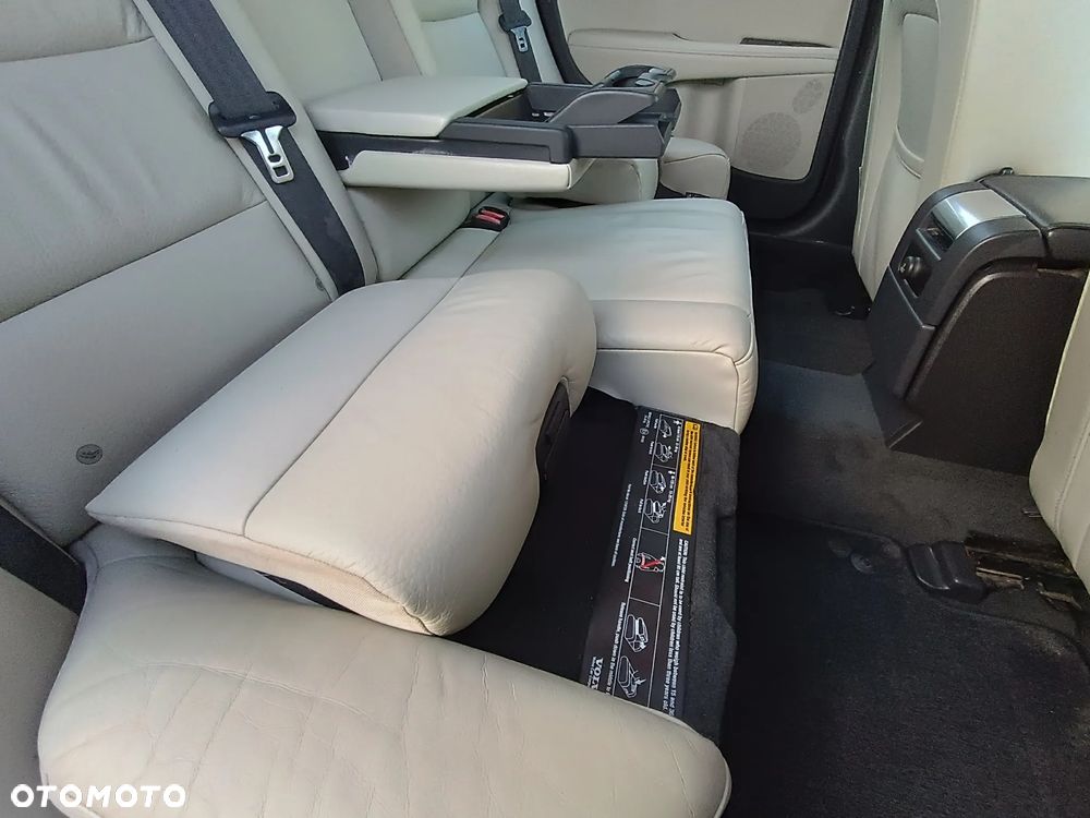 Volvo V70 D2 Edition - 20