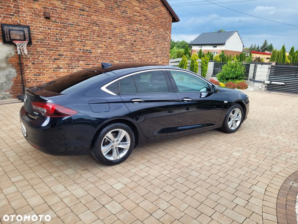 Opel Insignia 1.5 T Exclusive S&S - 10