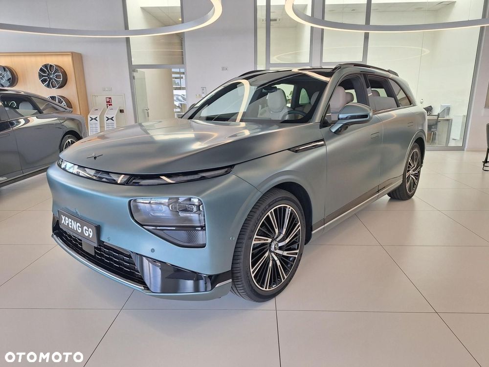 XPeng G9 - 1