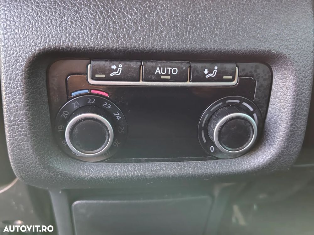 Volkswagen Sharan 2.0 TDI 4MOTION Blue Motion Style - 17