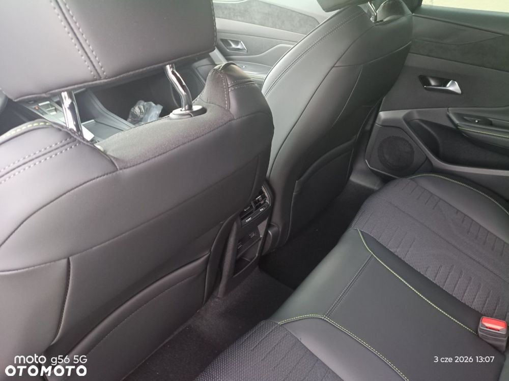 Peugeot 308 - 15