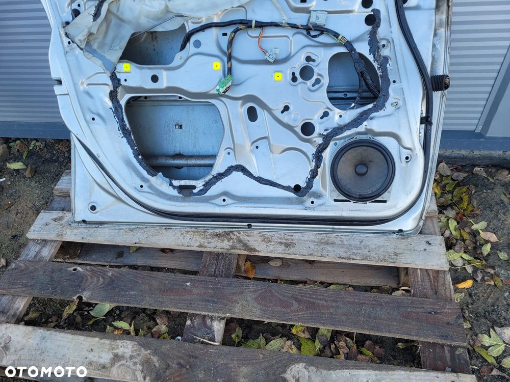 Honda City IV lift 05-08 sedan Drzwi lewy prawy przod lewy prawy tyl YR-528M - 25