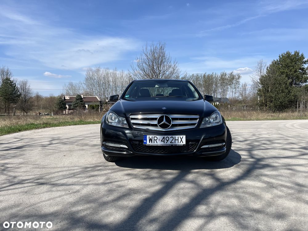 Mercedes-Benz Klasa C 180 CGI BlueEff Avantgarde - 3