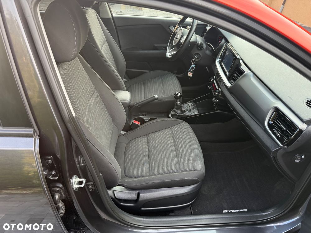 Kia Stonic 1.2 Dream-Team Edition - 18