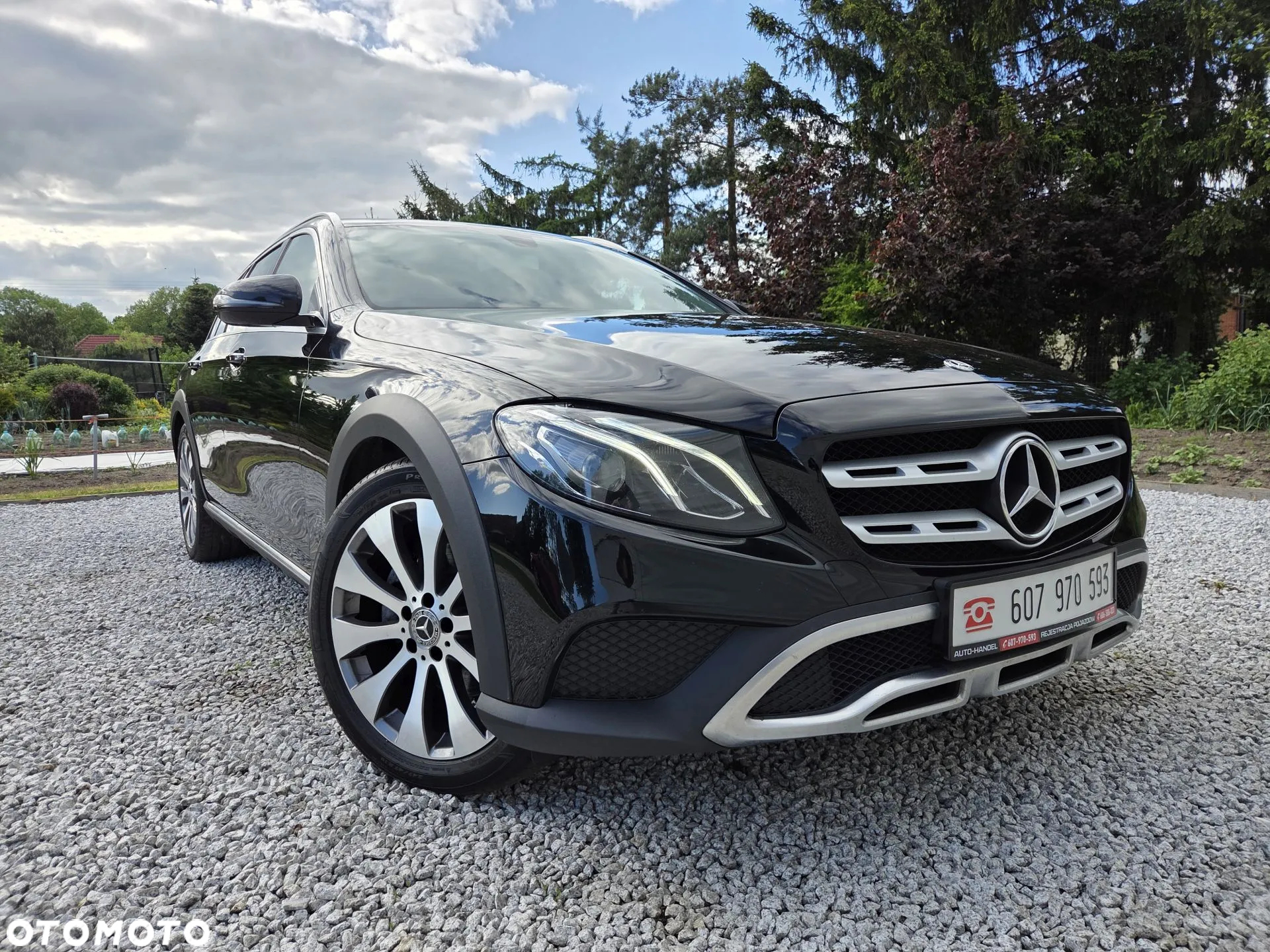 Mercedes-Benz Klasa E 220 d 4Matic T All-Terrain 9G-TRONIC Avantgarde - 22