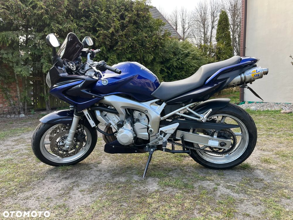 Yamaha FZ6 - 2
