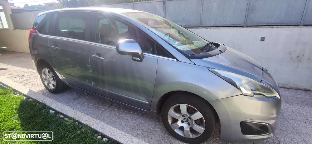 Peugeot 5008 e-HDI 115 ETG6 Stop&Start Allure - 6