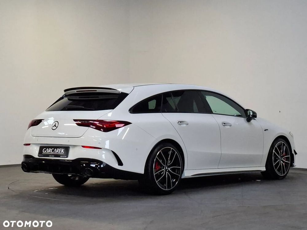 Mercedes-Benz CLA - 9