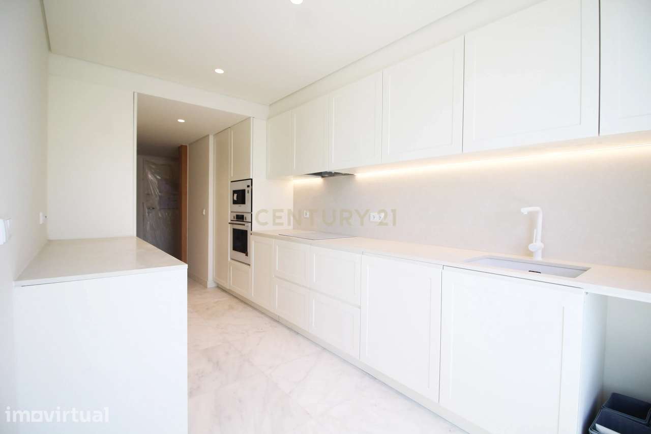 Luxuosa Moradia em Alcântara, Lisboa - 240m² com Vista Rio - Grande imagem: 5/26