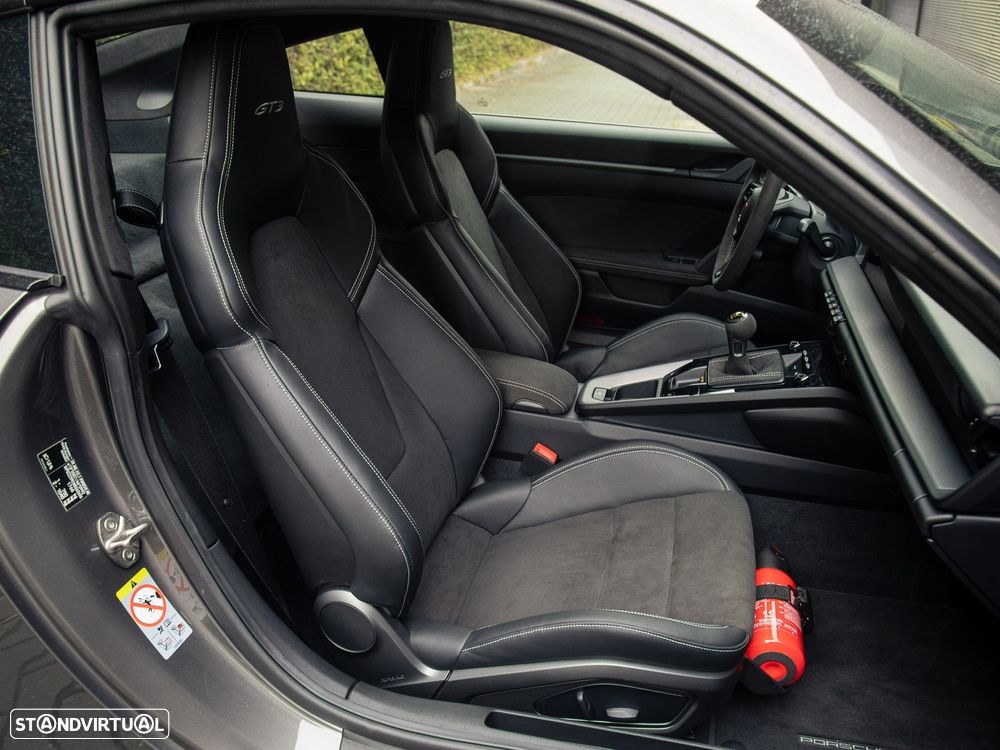Porsche 911 (992) GT3 - 25