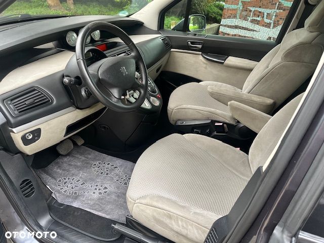 Peugeot 807 140 Automatik Premium - 8