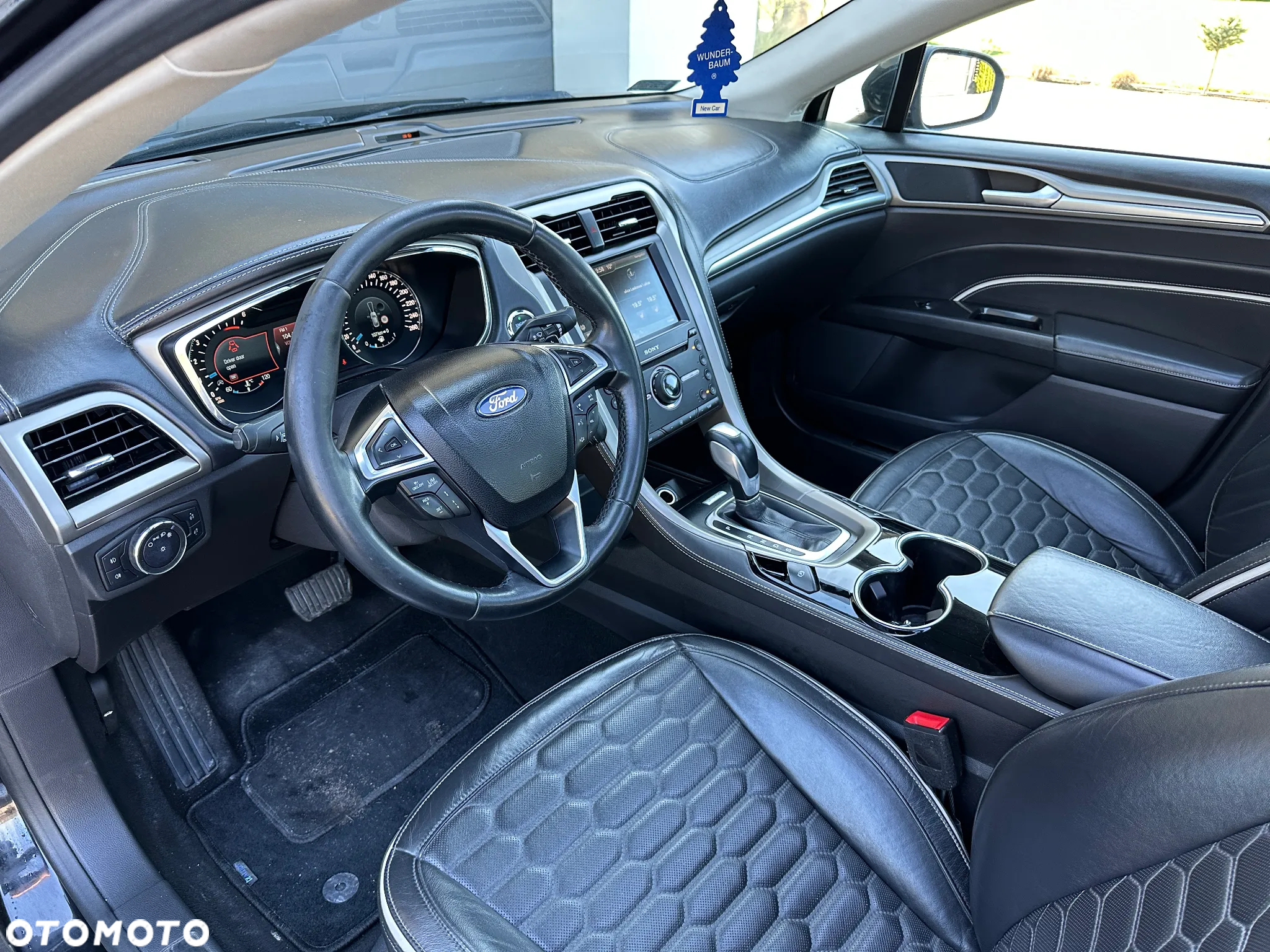 Ford Mondeo Vignale 2.0 TDCi 4WD PowerShift - 19