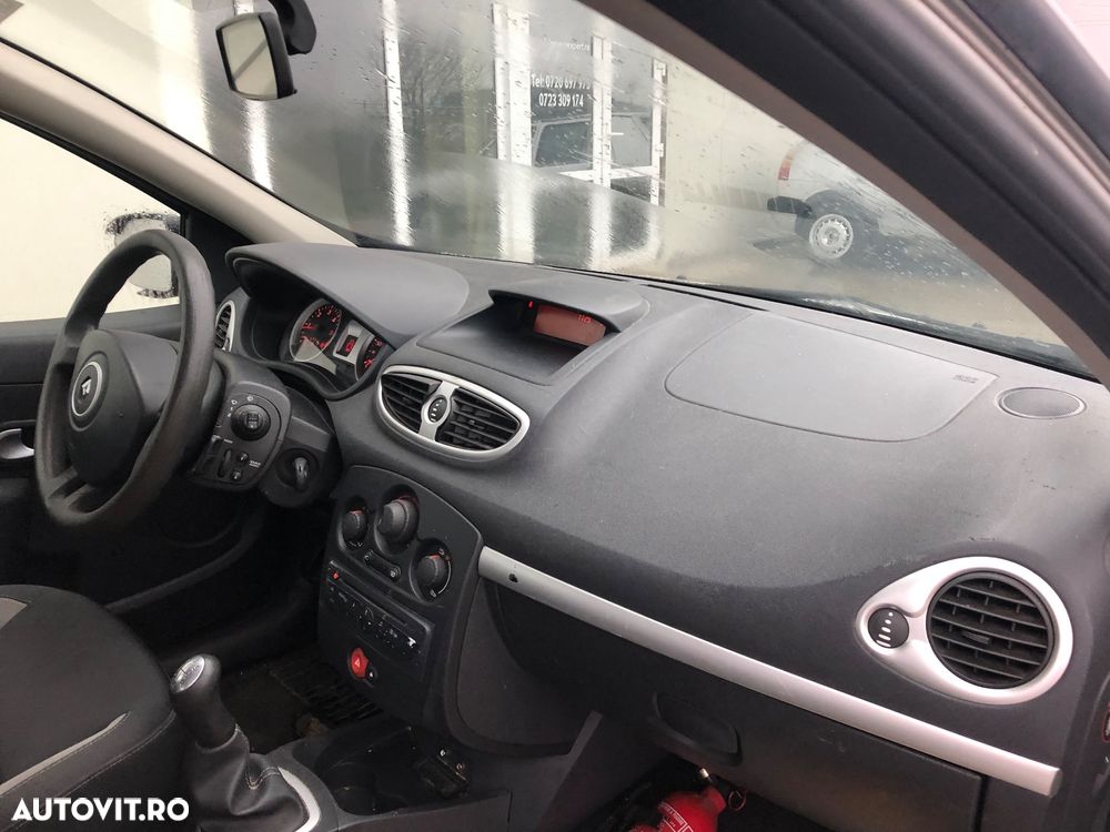 Renault Clio dCi 90 Dynamique - 7