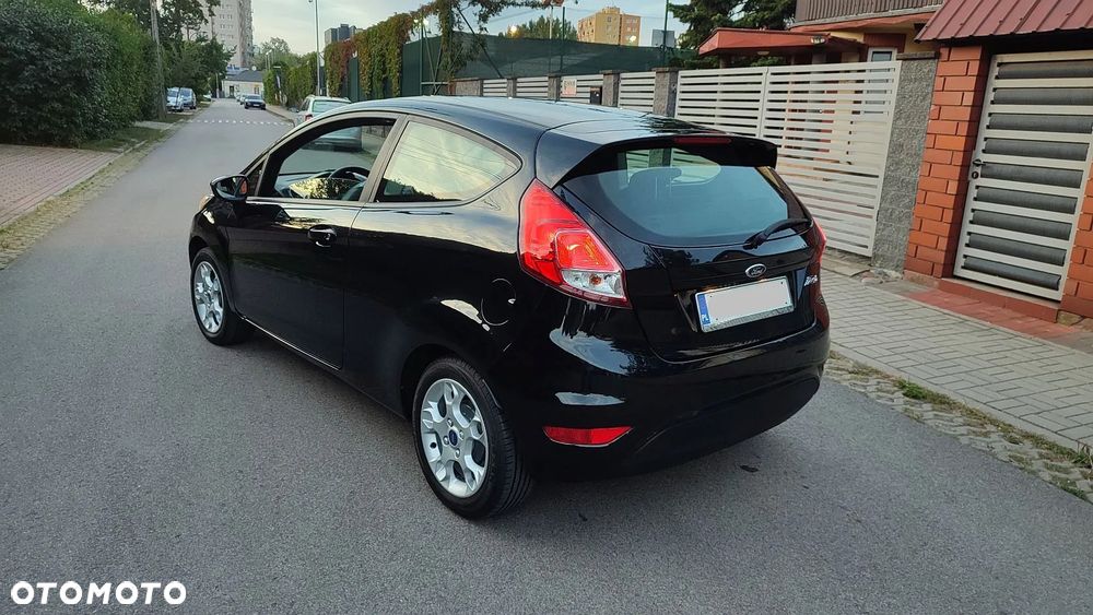 Ford Fiesta 1.25 Champions Edition - 25