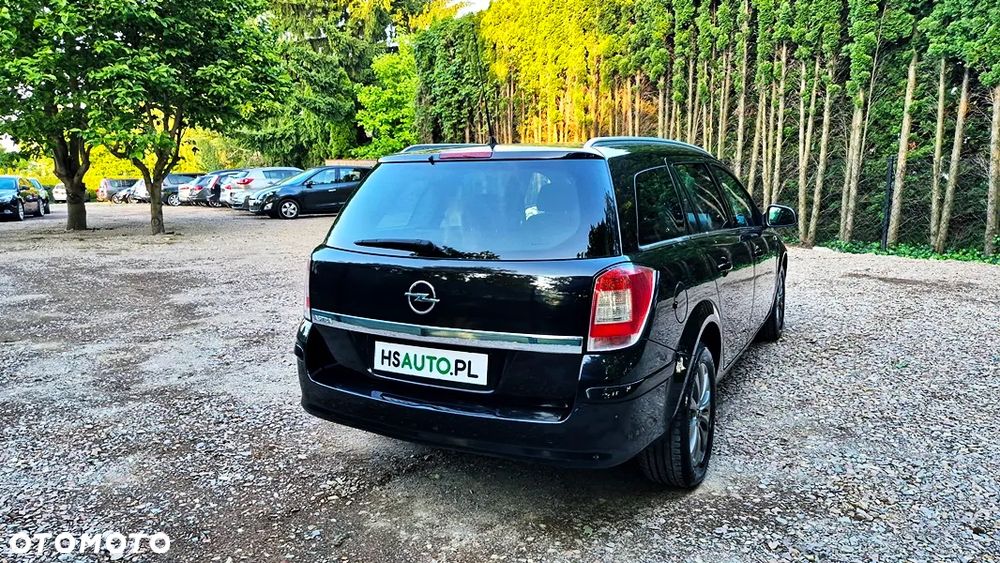 Opel Astra 1.6 NAVI - 17
