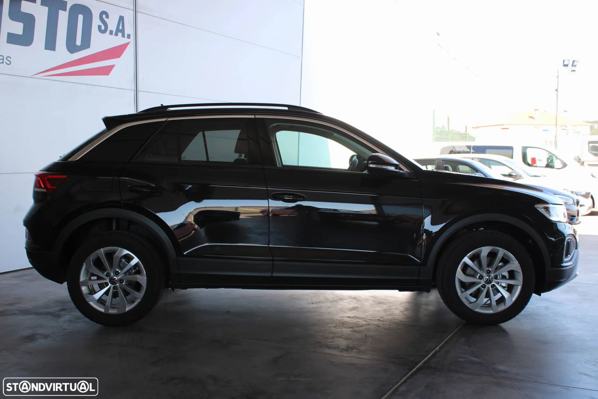 VW T-Roc 1.0 TSI Urban - 3