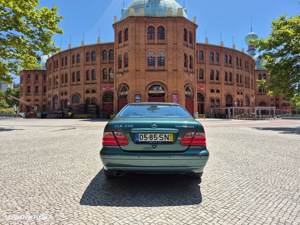 Mercedes-Benz CLK 230 - 5