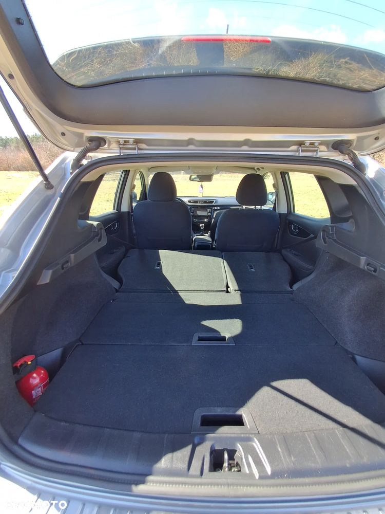 Nissan Qashqai 1.6 DCi N-Connecta EU6 - 33