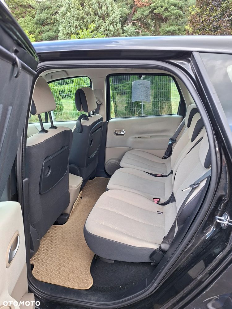 Renault Scenic 1.6 16V Alize - 12