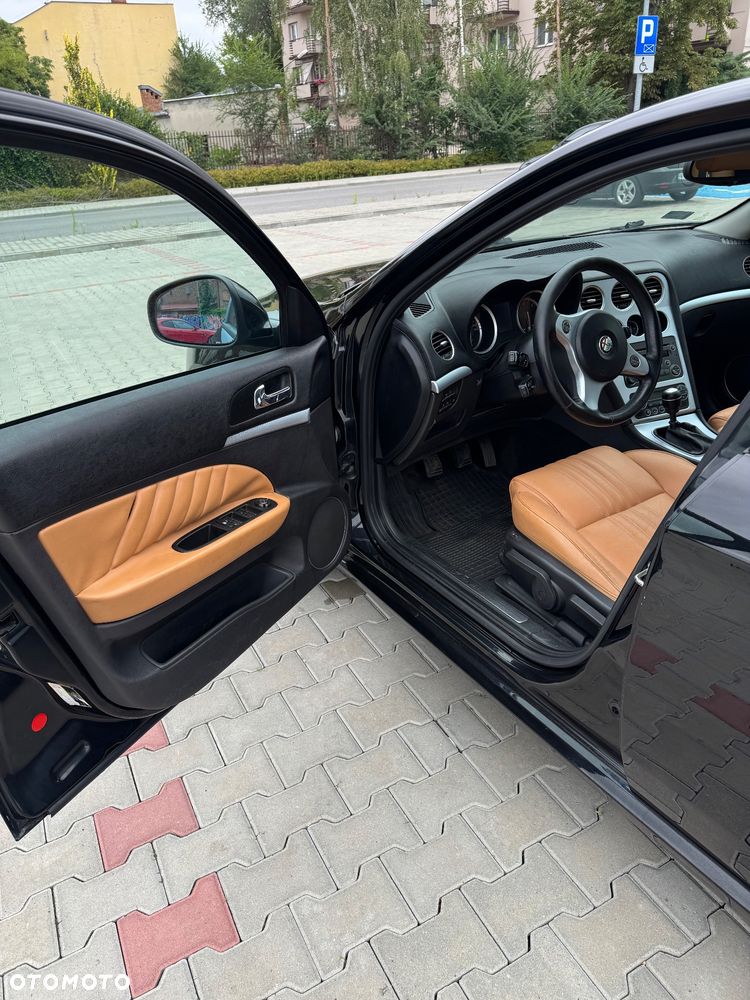 Alfa Romeo 159 1.9JTDM Distinctive - 11