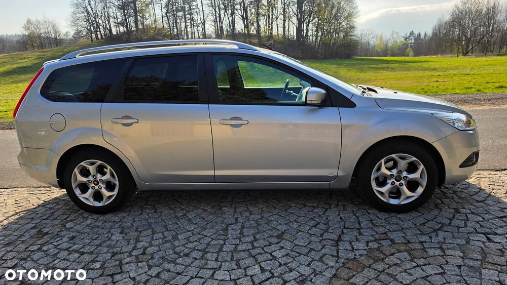Ford Focus 1.6 Ambiente - 6