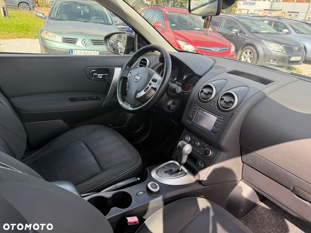 Nissan Qashqai 2.0 dCi 4x4 Tekna EU5 - 17