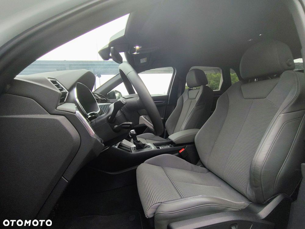 Audi Q3 35 TFSI mHEV S-Line S tronic - 18