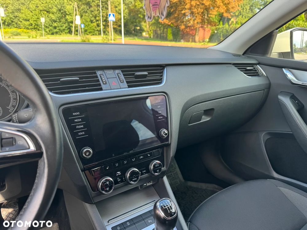 Skoda Octavia 1.4 TSI Ambition - 17