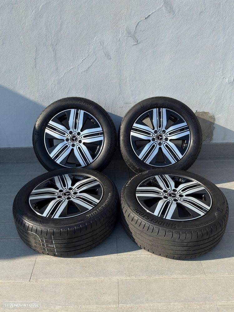 Mercedes-Benz EQB 250 Electric Art - 25