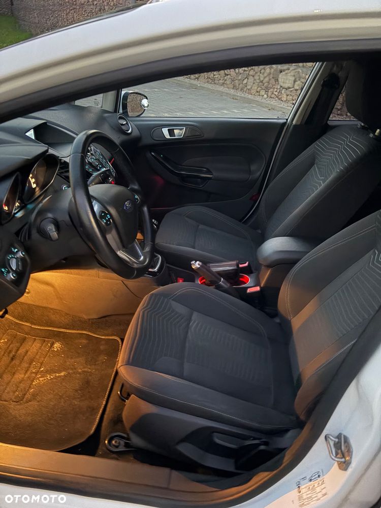 Ford Fiesta 1.0 EcoBoost STart-Stop ST-LINE - 13