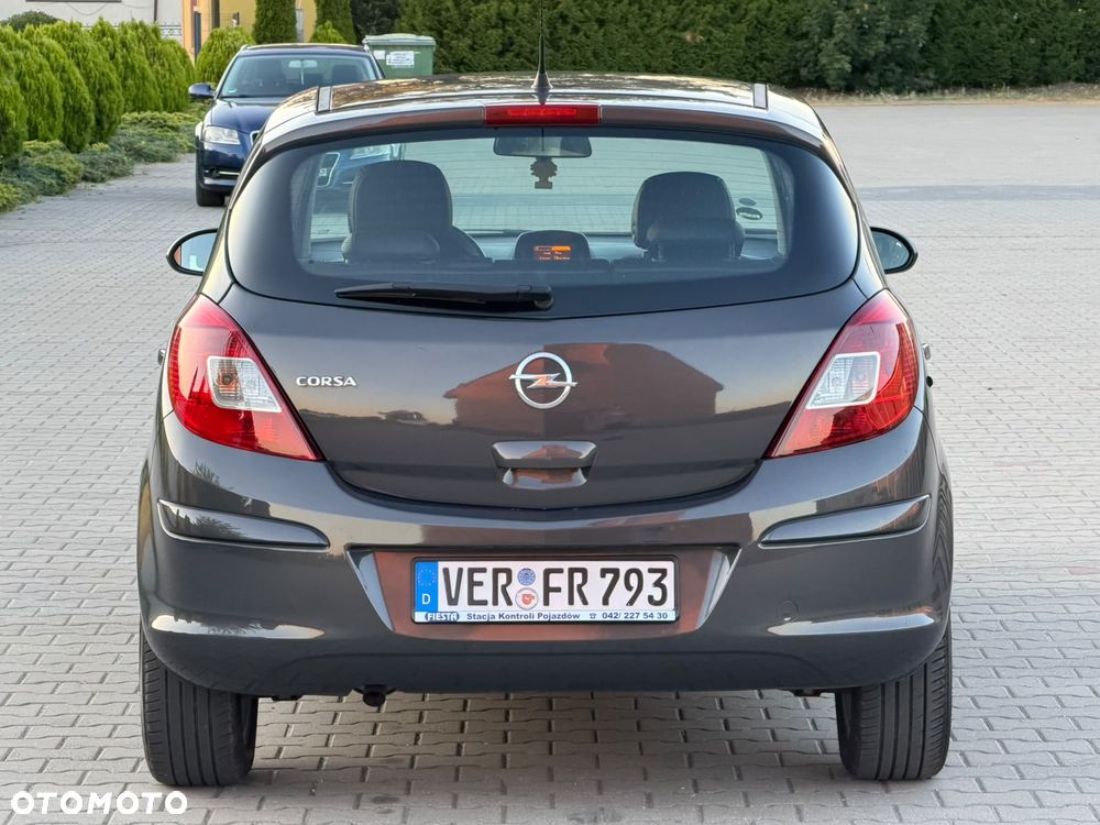 Opel Corsa 1.4 Innovation - 27