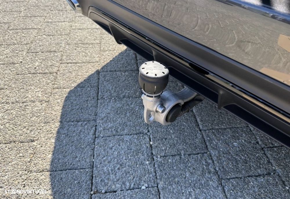 Mercedes-Benz E 300 9G-TRONIC AMG Line - 16