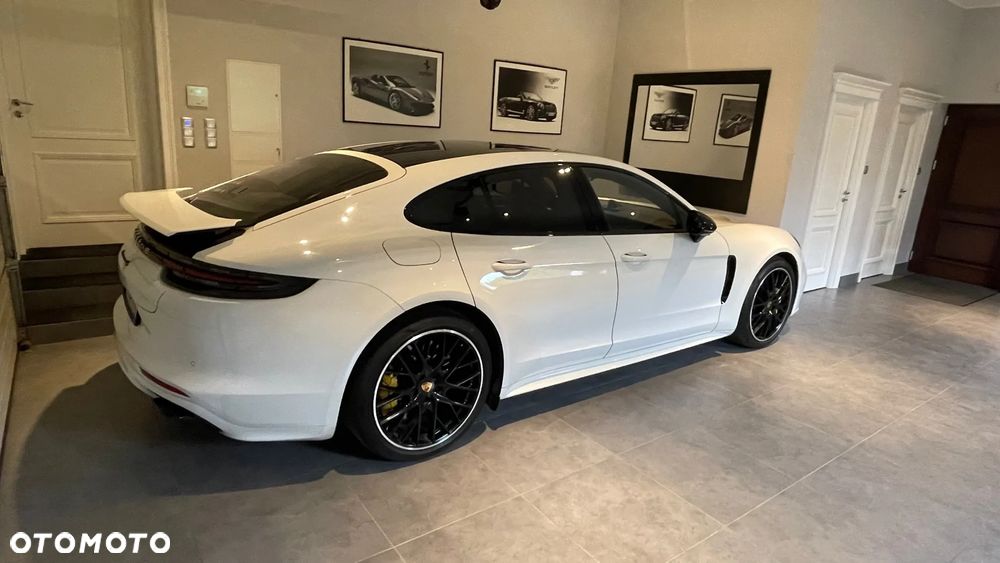Porsche Panamera 4S Executive - 4
