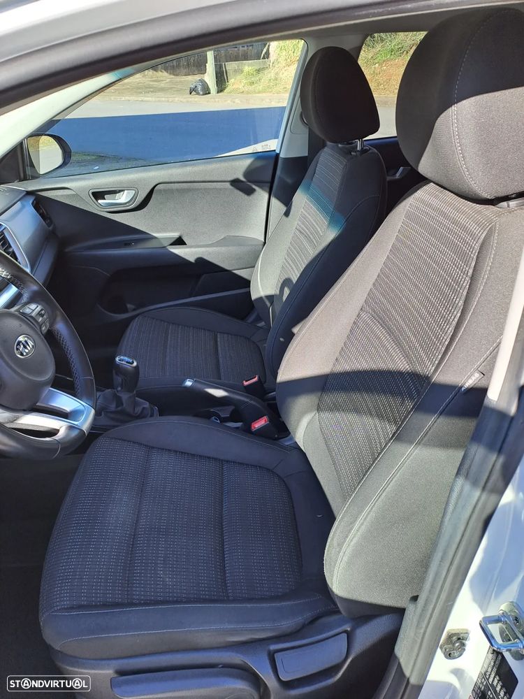 Kia Stonic 1.0 T-GDI Drive - 3