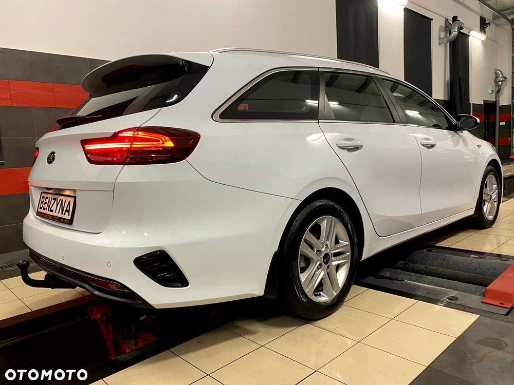 Kia Ceed 1.5 T-GDI DCT7 OPF Platinum Edition - 13