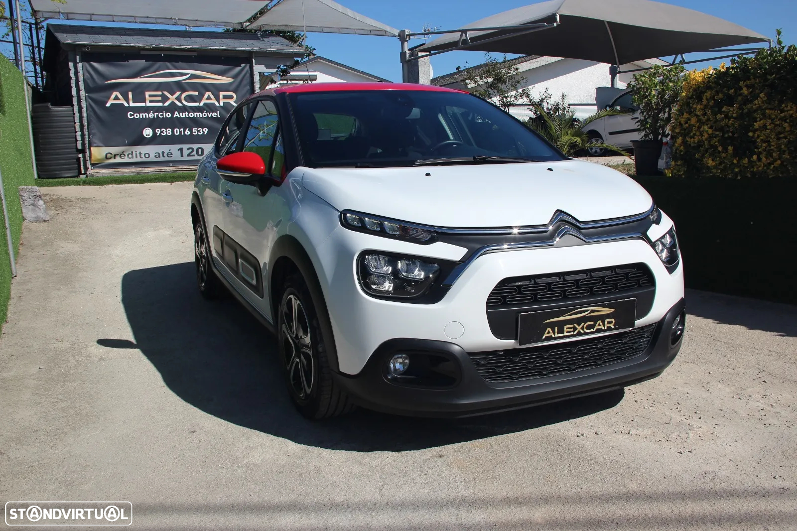 Citroën C3 1.2 PureTech Shine - 3