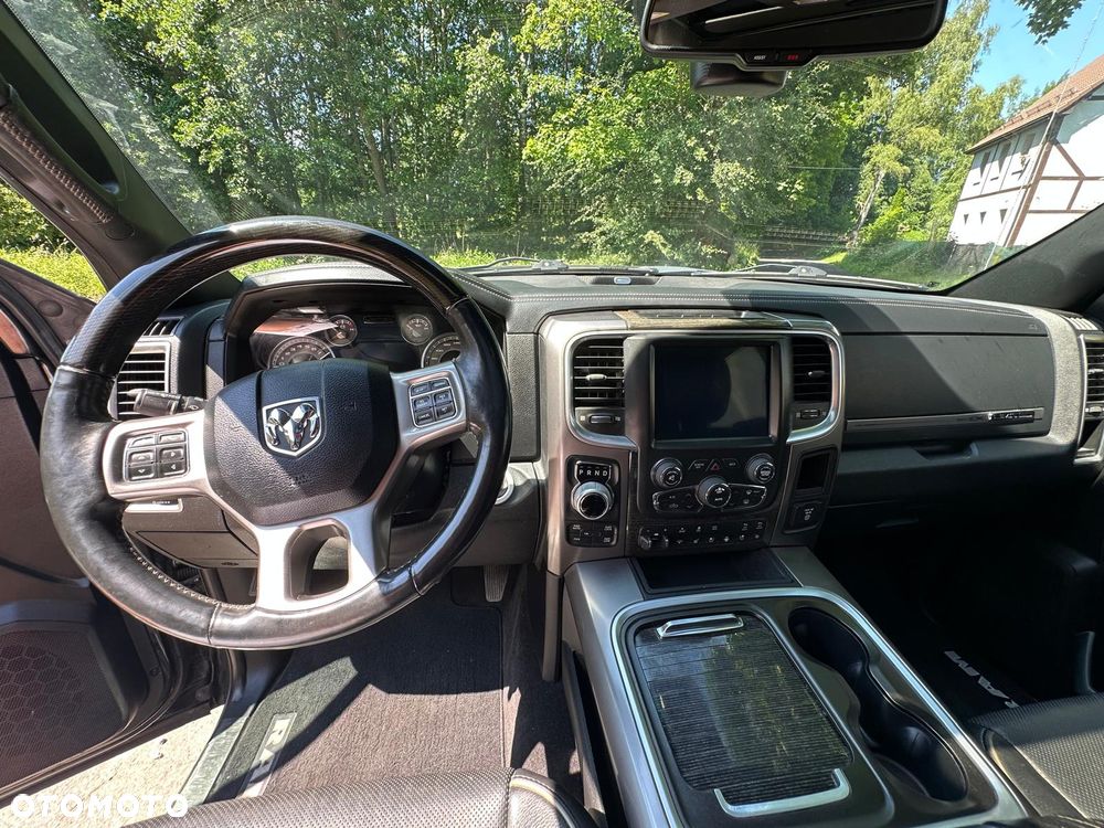 Dodge RAM 5.7 4x4 - 8
