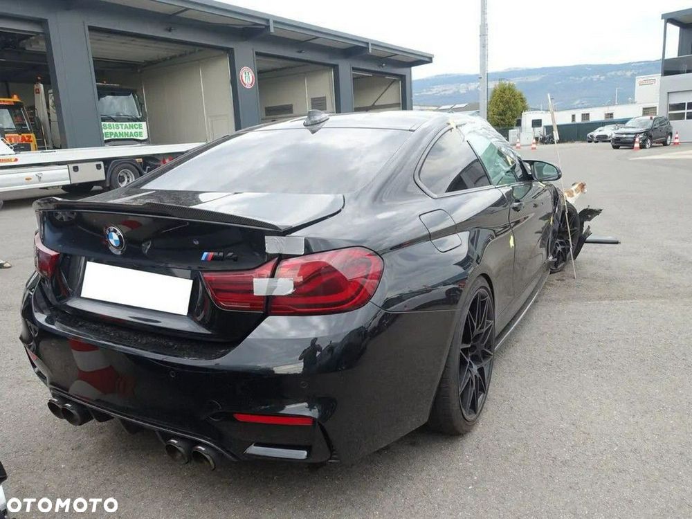 BMW M4 - 12