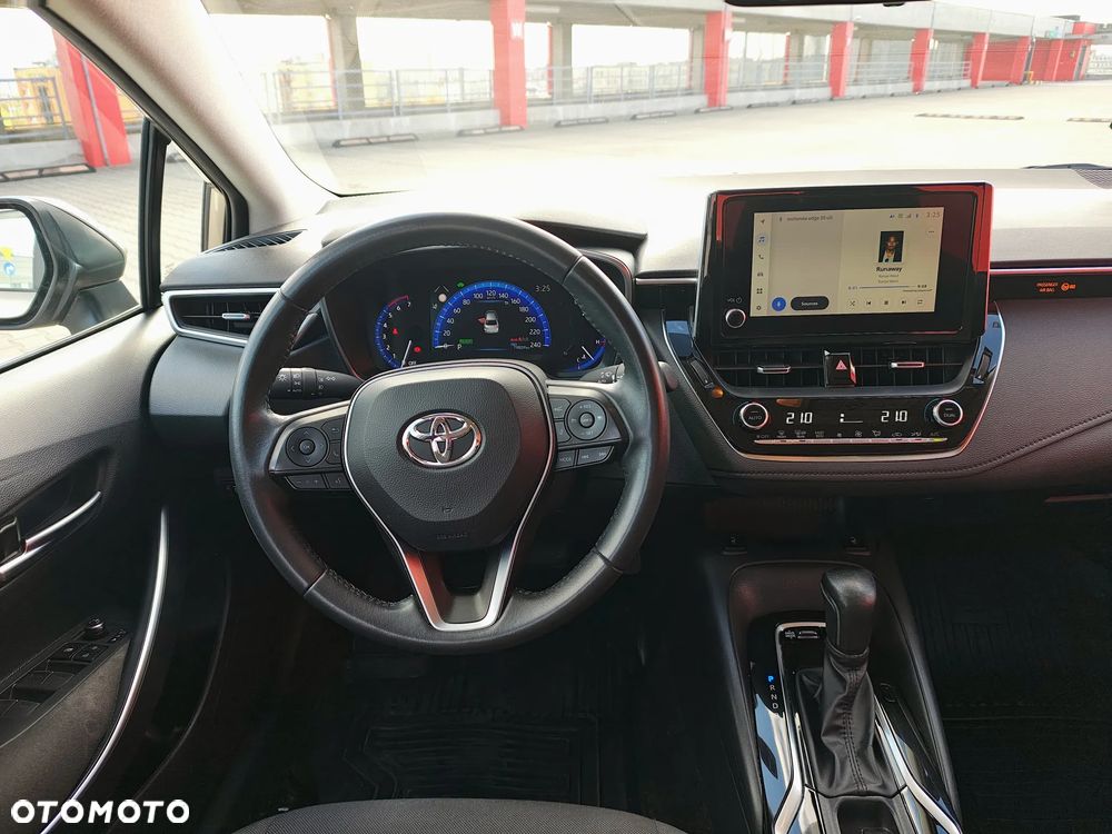 Toyota Corolla 1.8 Hybrid Comfort - 13