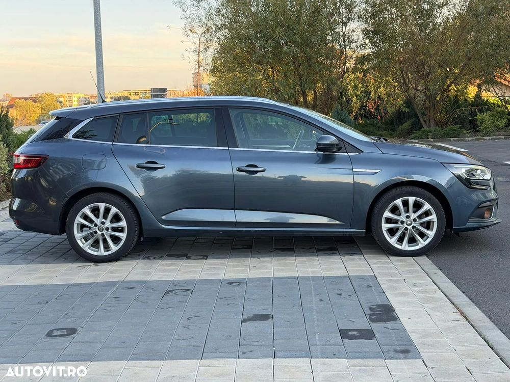 Renault Megane Grandtour TCe 140 GPF INTENS - 4