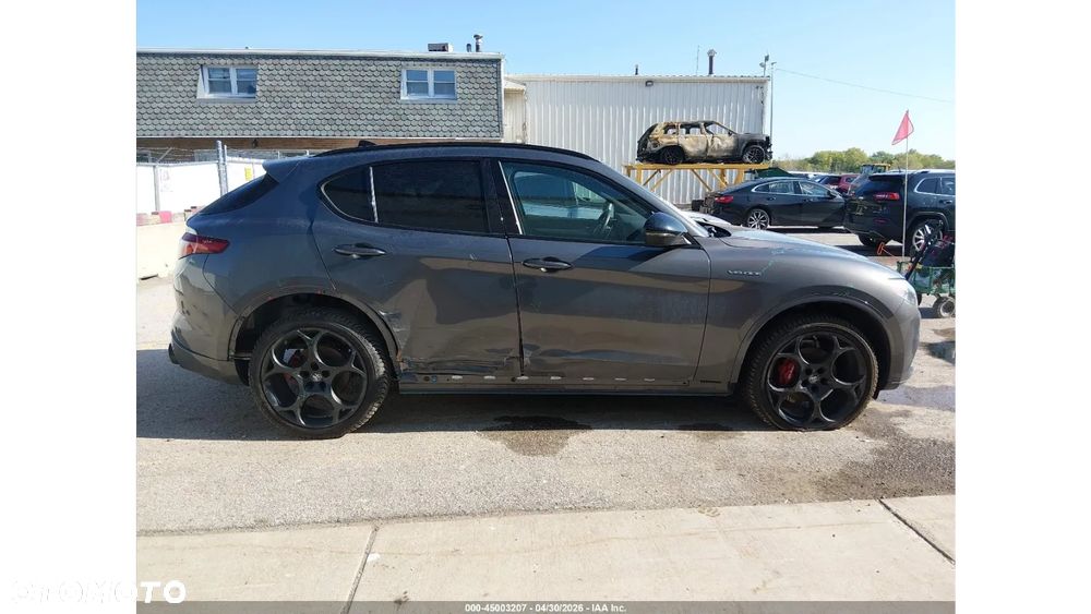 Alfa Romeo Stelvio - 3