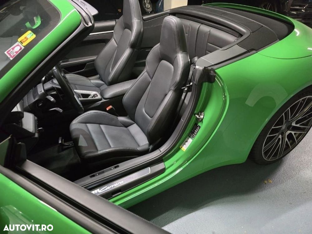 PORSCHE 911 2023 — imagine 15
