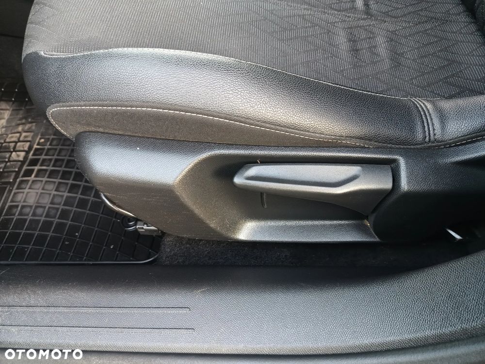 Opel Corsa 1.2 Edition Business Pack S&S - 17