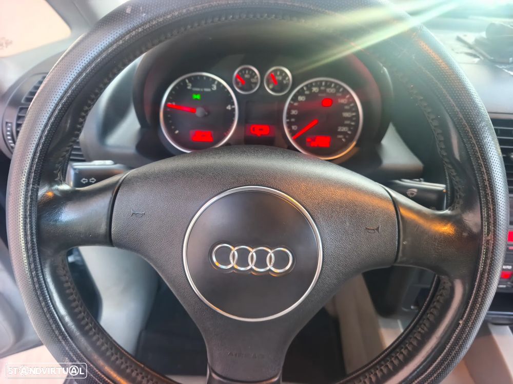 Audi A2 1.4 TDi Ambiente - 6
