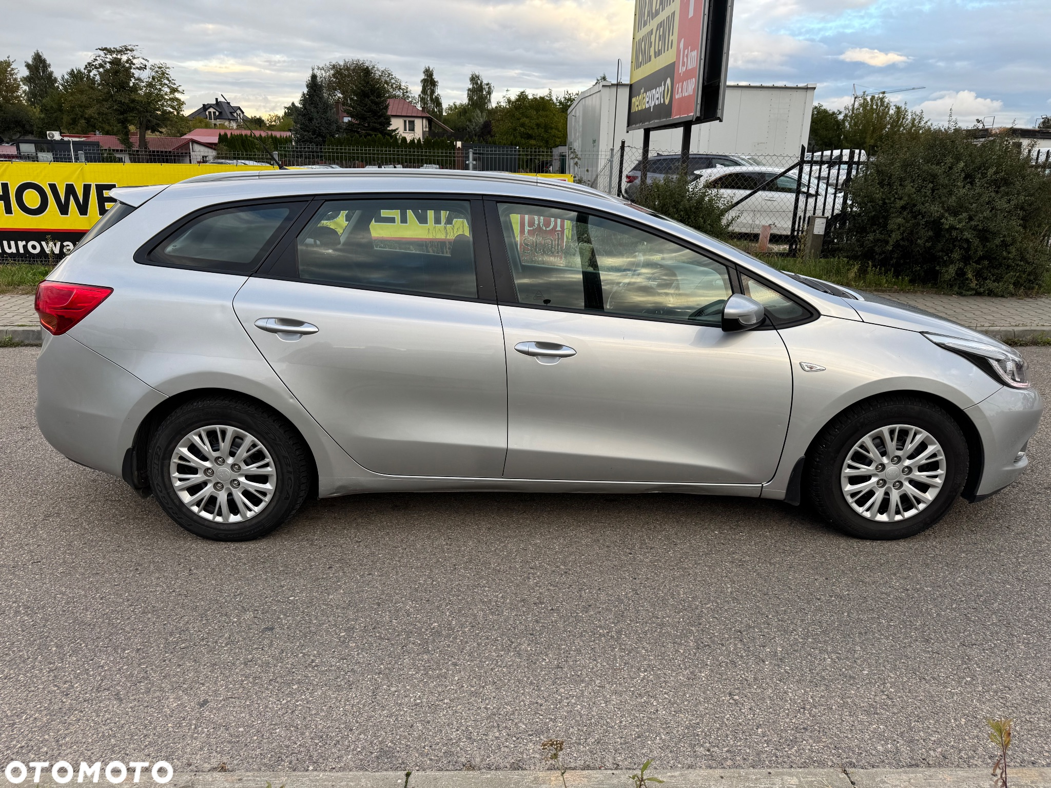Kia Ceed Cee'd 1.6 GDI L - 11