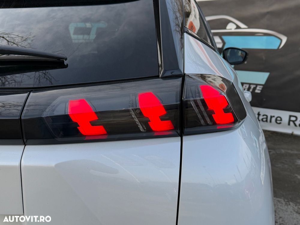 Peugeot 2008 1.5 BlueHDI STT EAT8 GT Line - 28